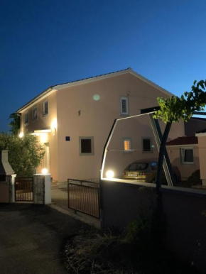Apartmani Toni Privlaka